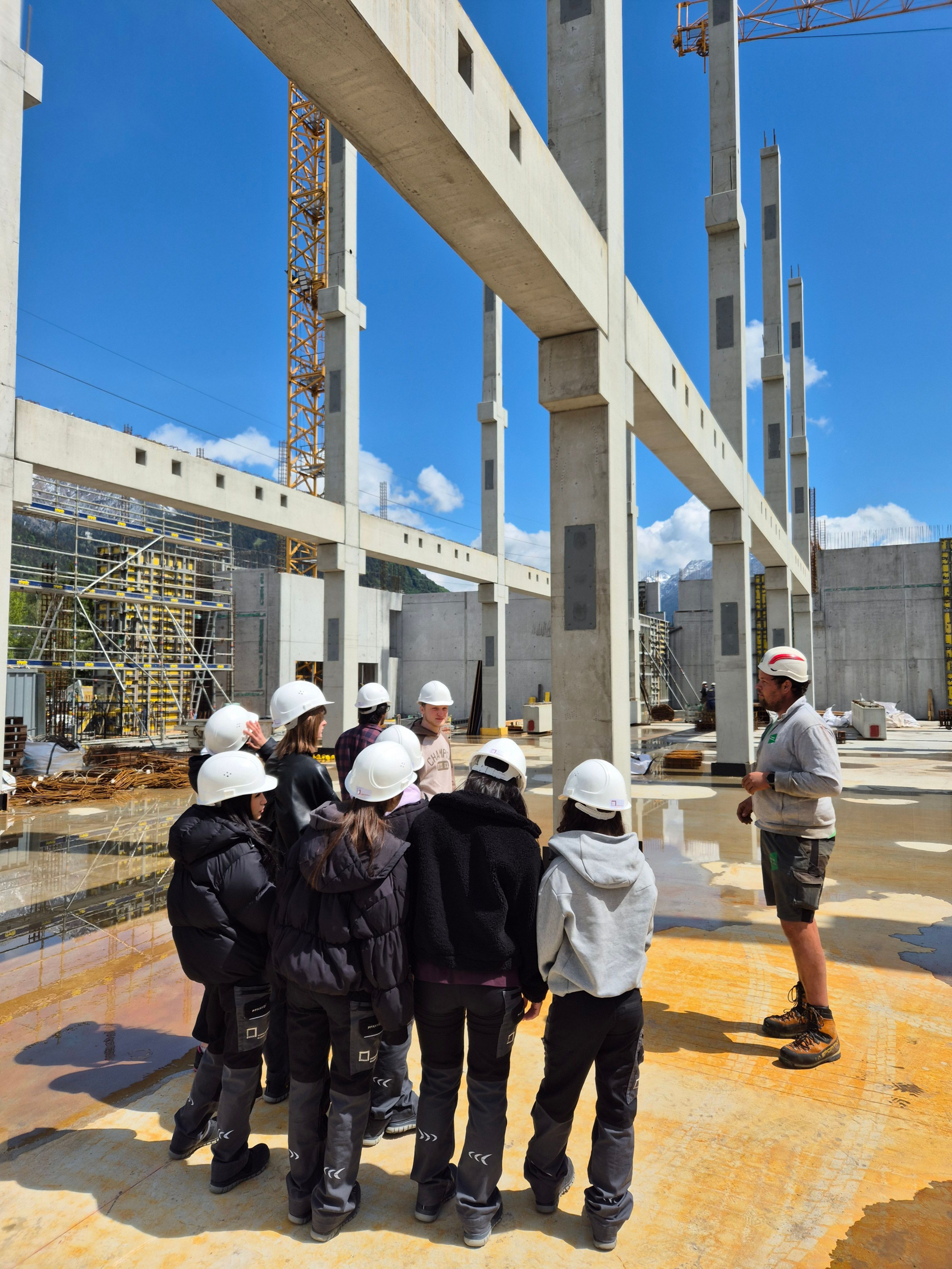 Einblicke in die Praxis auf unserer Baustelle in Nüziders2